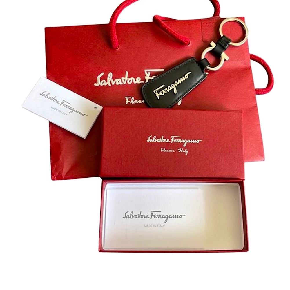 SALVATORE FERRAGAMO Leather Keychain – Authentic Luxury Accessory
